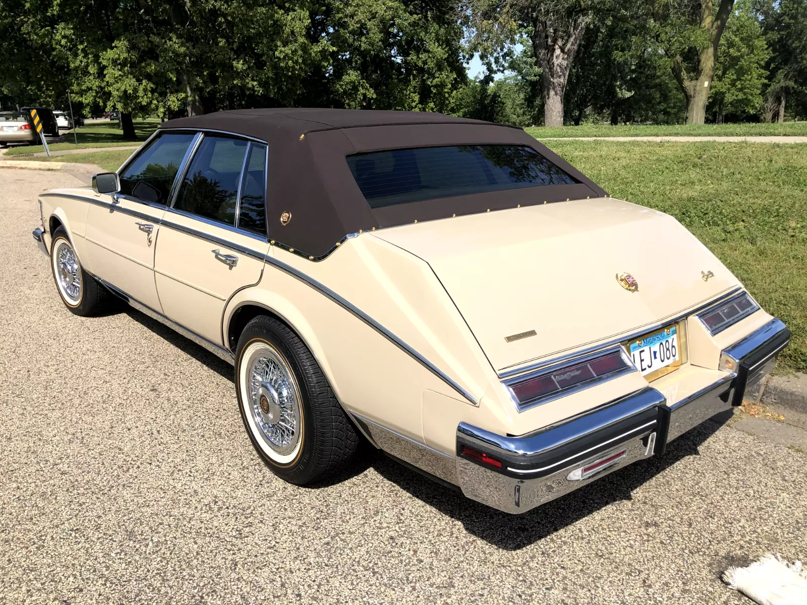 cadillac-Seville-rear